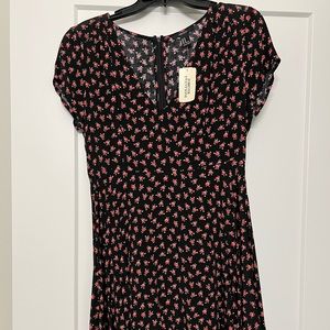 Floral print short sleeved Forever 21 dress